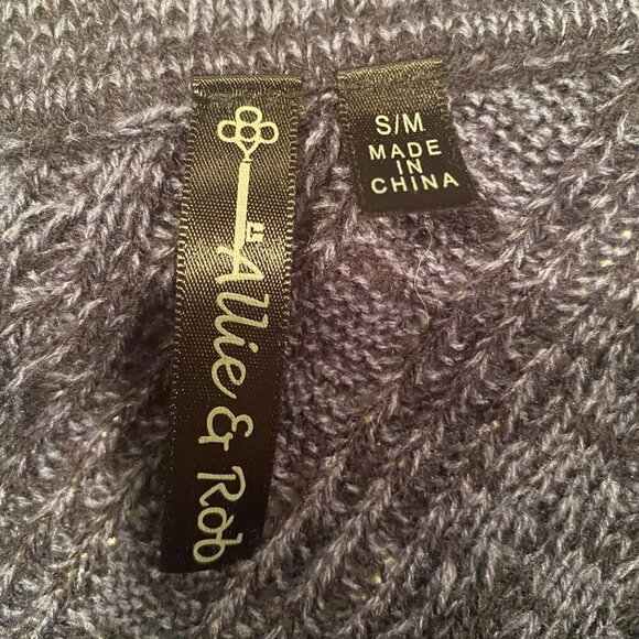 NWT Allie & Rob Knit Poncho with Fringe - Size S/M - Picture 5 of 6